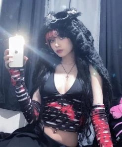 ALTERBABE Blood Distressed Top And Gloves Set