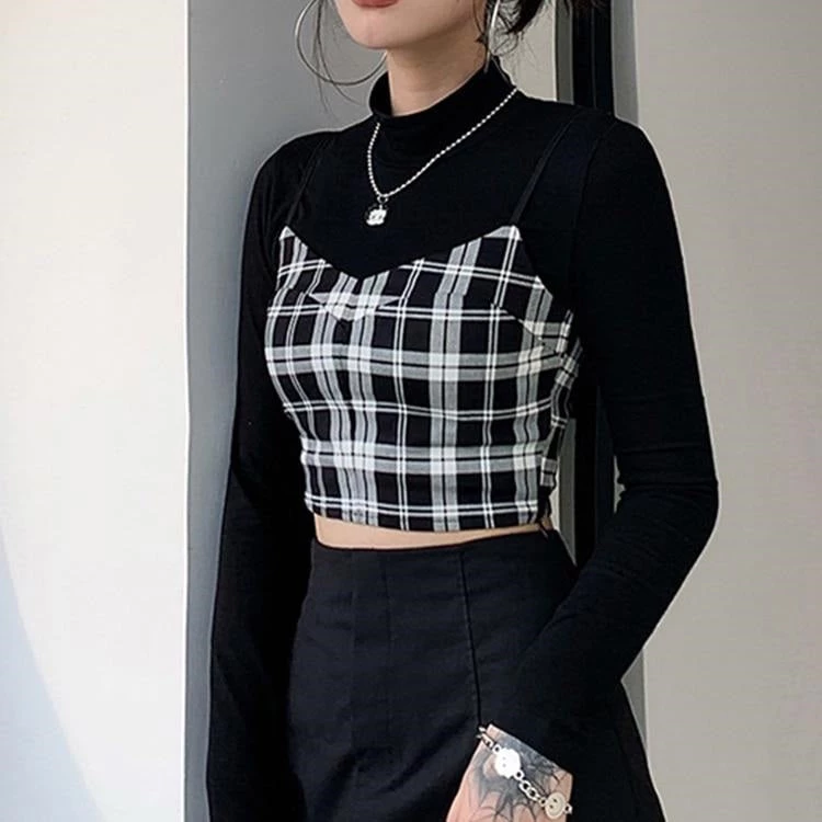 ALTERBABE Gat A Clue Top