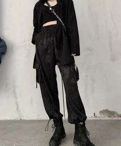 ALTERBABE CLOTHING Black Dragon Cargo Sweatpants