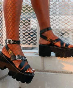 ALTERBABE Strappy Buckle Platform Sandals NEW