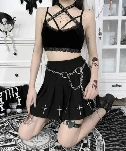 ALTERBABE CLOTHING Criss Cross Crop Top