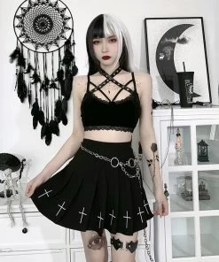 ALTERBABE CLOTHING Criss Cross Crop Top