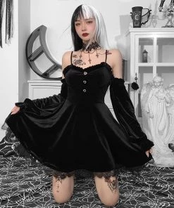 ALTERBABE Wicked Love Velvet Dress