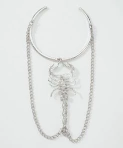 ALTERBABE Ready To Strike Scorpion Arm Cuff